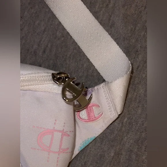 Champion Girls Logo Waist Sling Fanny Pack - Picture 5 of 8